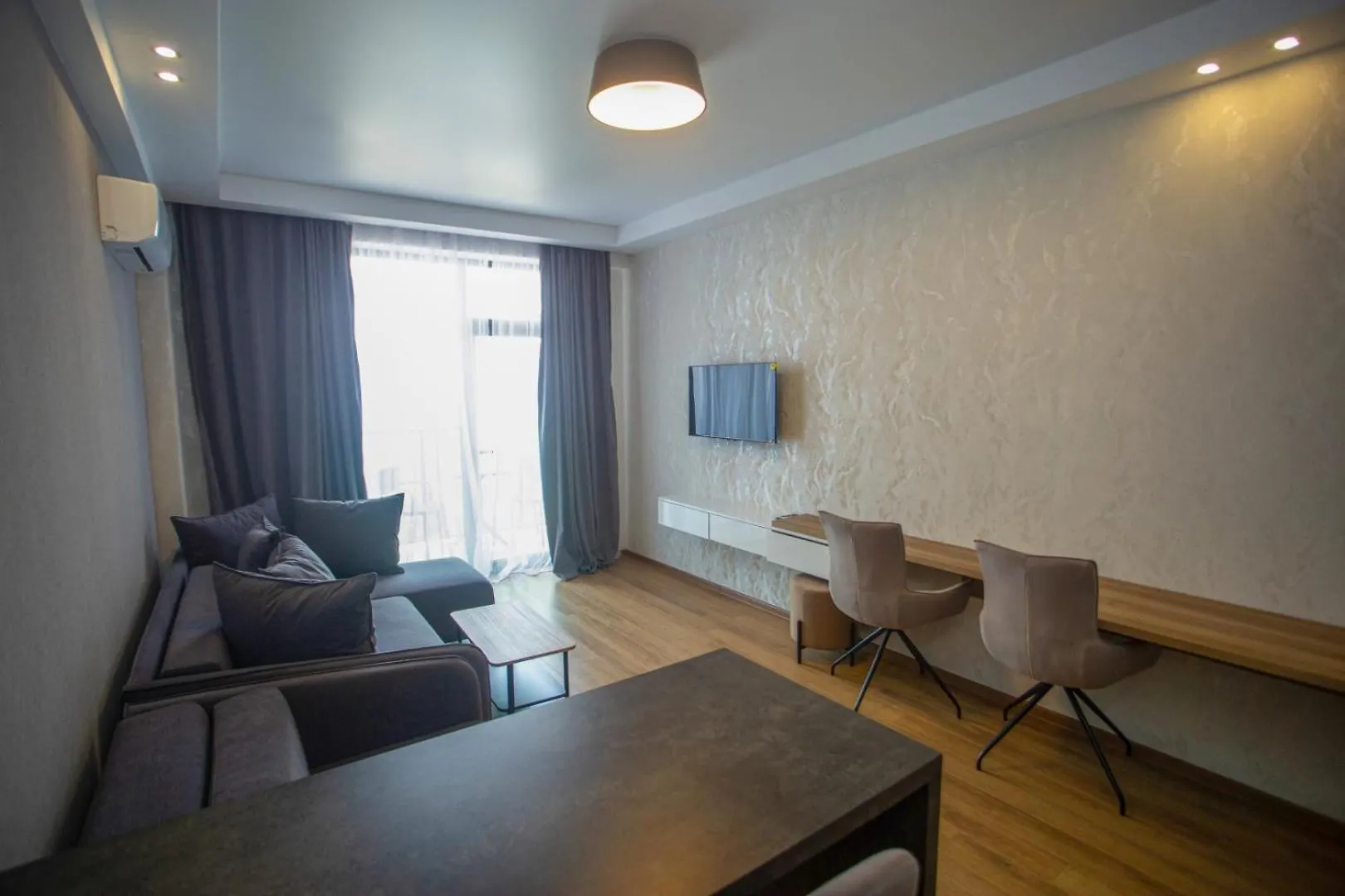 Dreamside Aparthotel Чакви